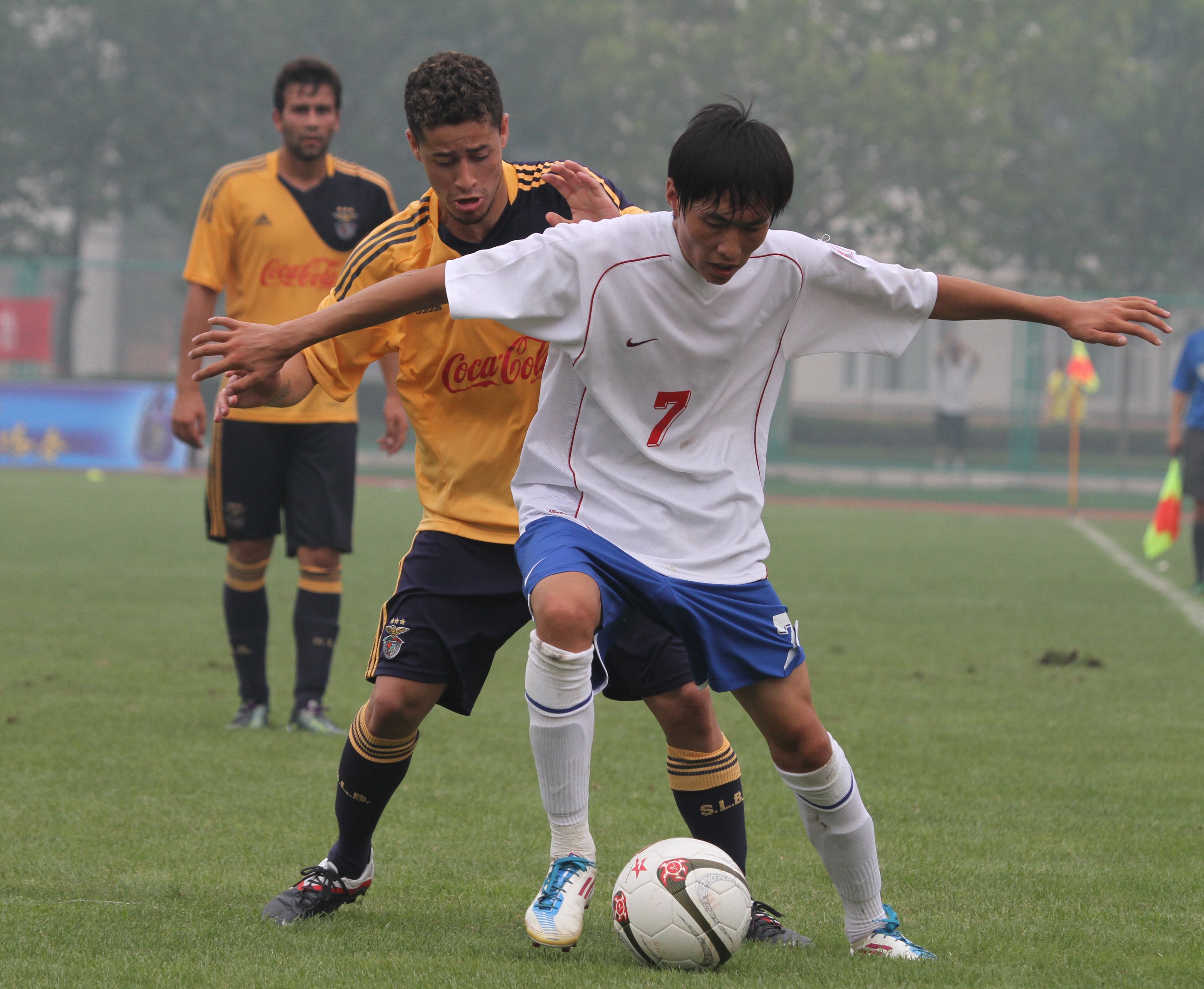 开云体育登录-中亚劲旅一路高歌，毫无悬念晋级