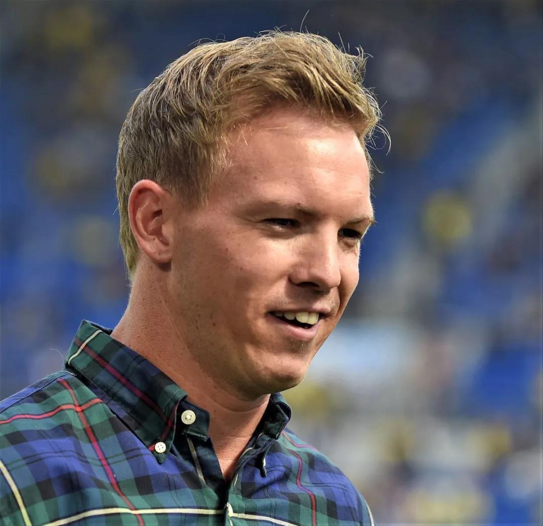 -包含汉诺威再展得意姿态，保持法甲中游稳定表现的词条