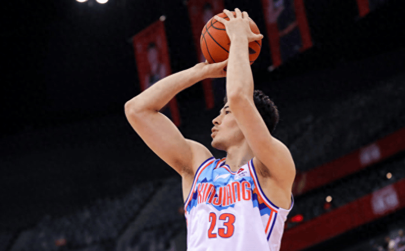 开云体育官网-篮球盛事的精彩瞬间持续不断，球队竞争日益白热化的简单介绍