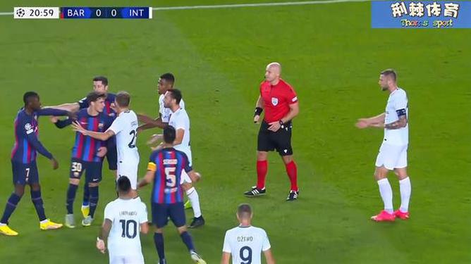 开云体育入口-包含阿贾克斯遭遇惊吓，晋级希望蒙上阴影的词条