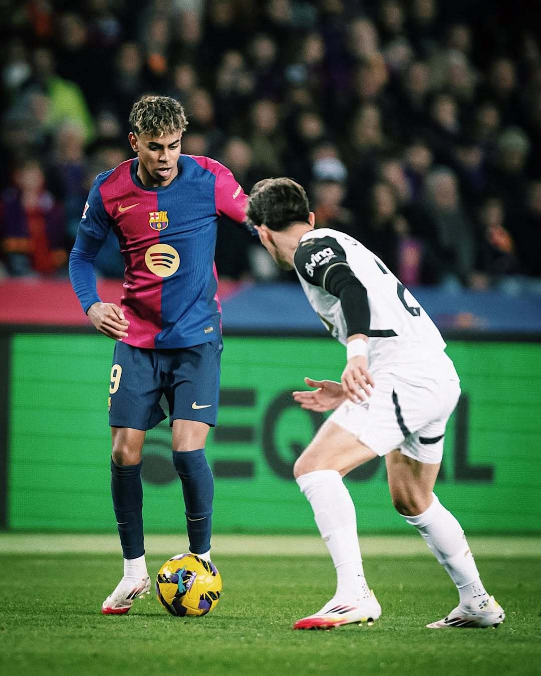 瓦伦西亚客场大胜萨拉戈萨,取得联赛三连胜 瓦伦西亚客场大胜萨拉戈萨,取得联赛三连胜