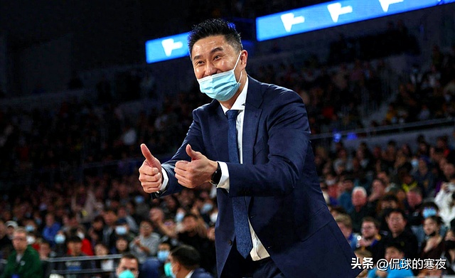 开云平台-球队连胜，士气高昂向前冲刺