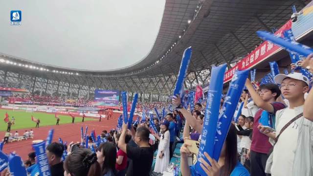 开云体育登录-世界各地球迷为球队加油助威