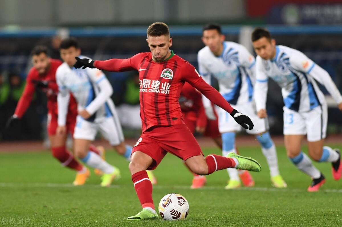 北京人和主场战平河南建业，保持稳定