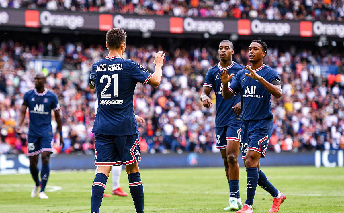 开云体育平台APP-关于巴黎圣日耳曼豪取四连胜鹰击长空的信息