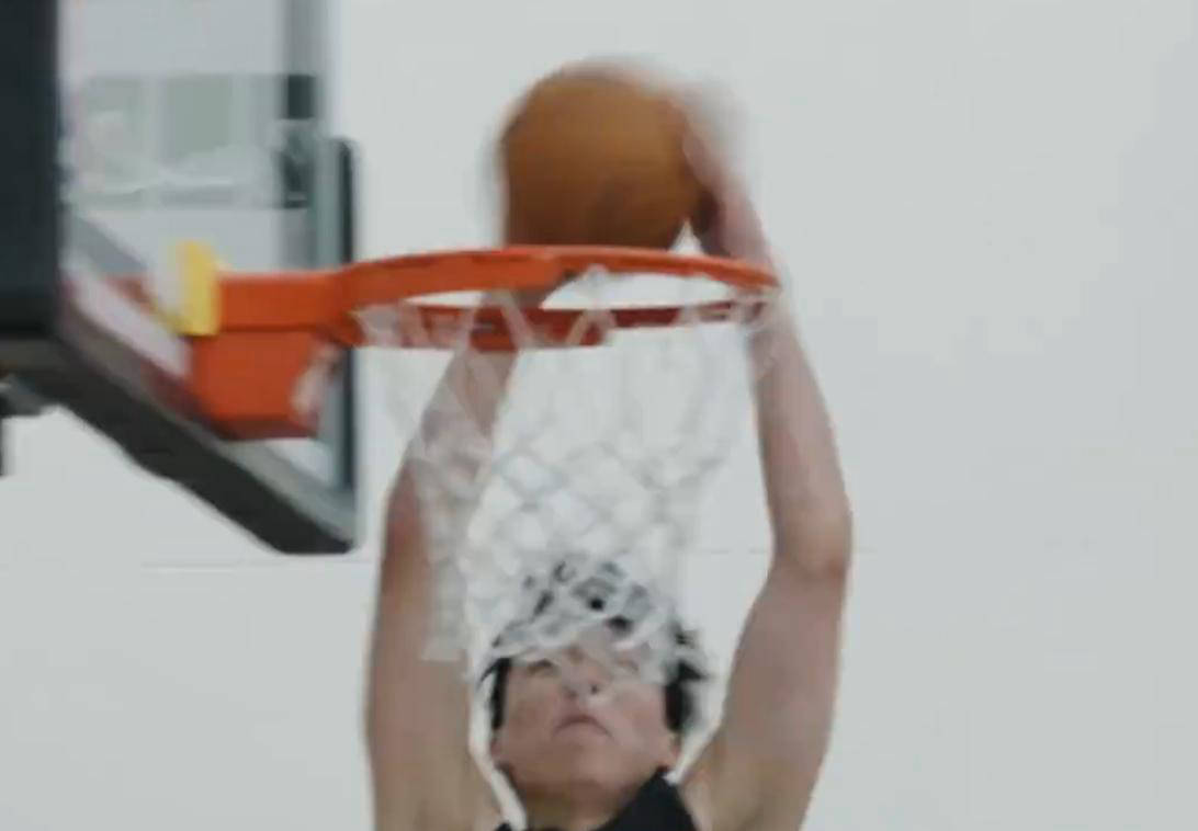 开云APP-开拓者队球员合练状态火爆，备战下一场比赛