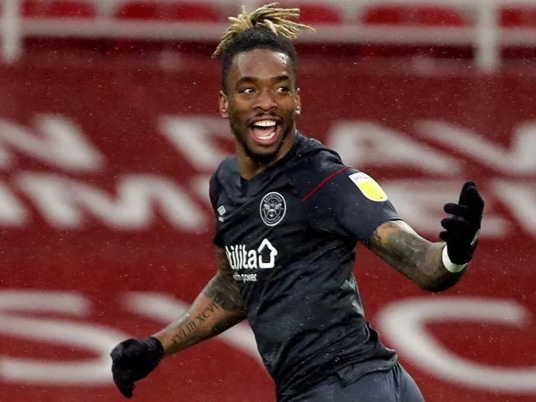 开云APP-外线射手闪光！球员在比赛中大放异彩的简单介绍