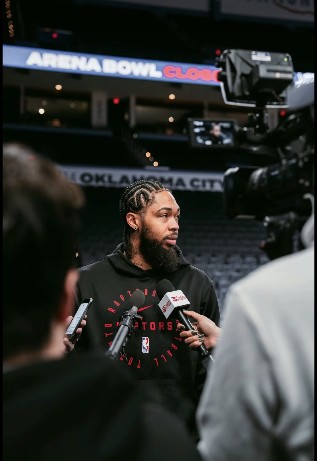 -包含猛龙陷入低谷，联盟地位受到威胁的词条