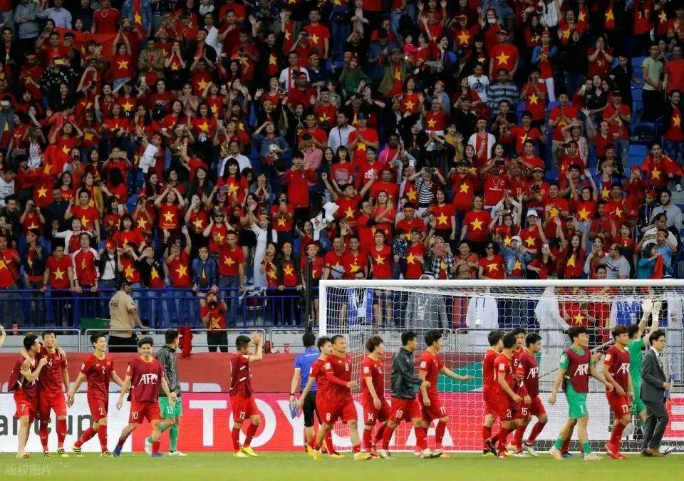 开云体育APP下载-亚洲足球联赛迎来新赛季，球员备战开幕战的简单介绍