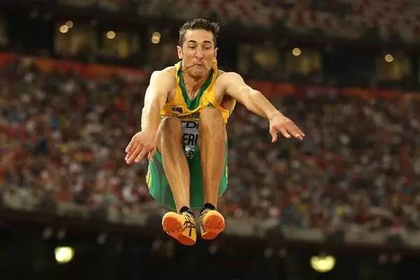 欧洲男子游泳选手再次冲击领奖台 欧洲男子游泳选手再次冲击领奖台