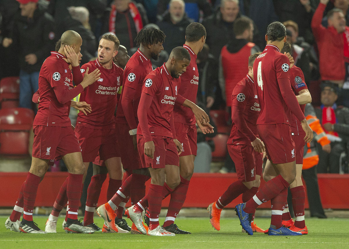 意大利足球比赛中的一场激动战斗 意大利足球比赛中的一场激动战斗