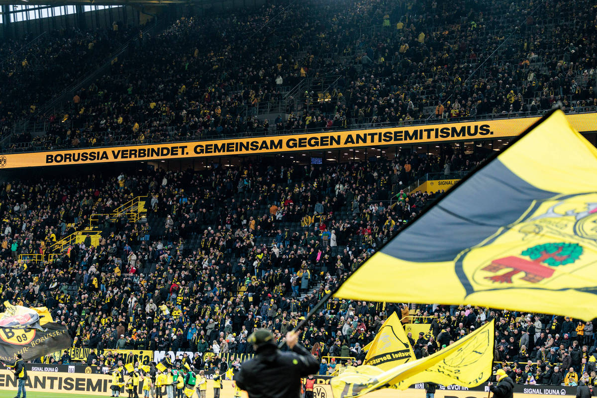 开云体育APP下载-多特蒙德客场大胜，联赛争夺激烈升级