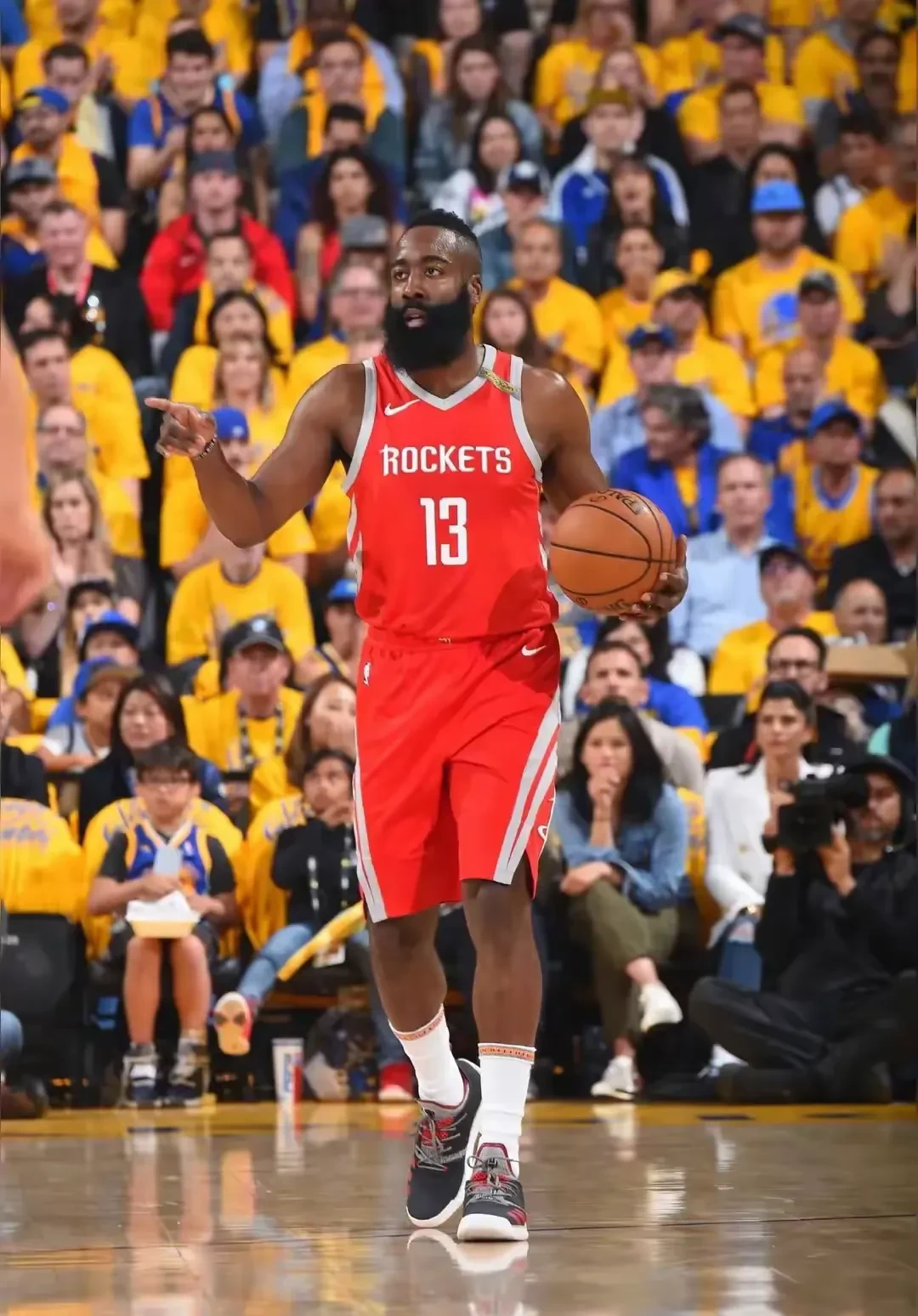 开云体育官网-关于独行侠爆冷意大利男篮，哈登高光表现的信息