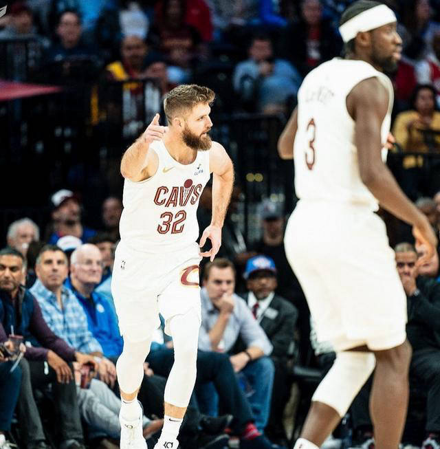 开云体育中国-开拓者击败76人，保持不败