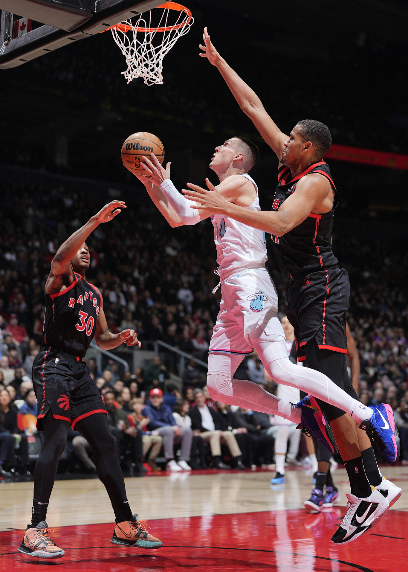 包含热火惊险击败猛龙!巴特勒关键表现,带领球队胜出的词条 包含热火惊险击败猛龙!巴特勒关键表现,带领球队胜出的词条