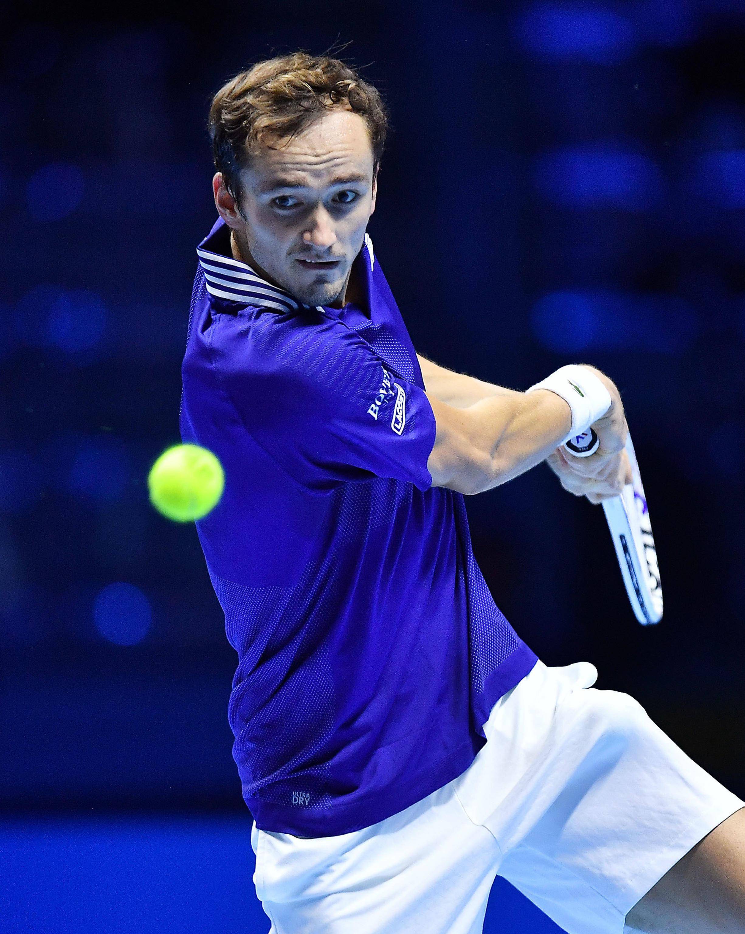 关于欧洲网球队完胜法国网球队,梅德韦杰夫统治全场的信息 关于欧洲网球队完胜法国网球队,梅德韦杰夫统治全场的信息