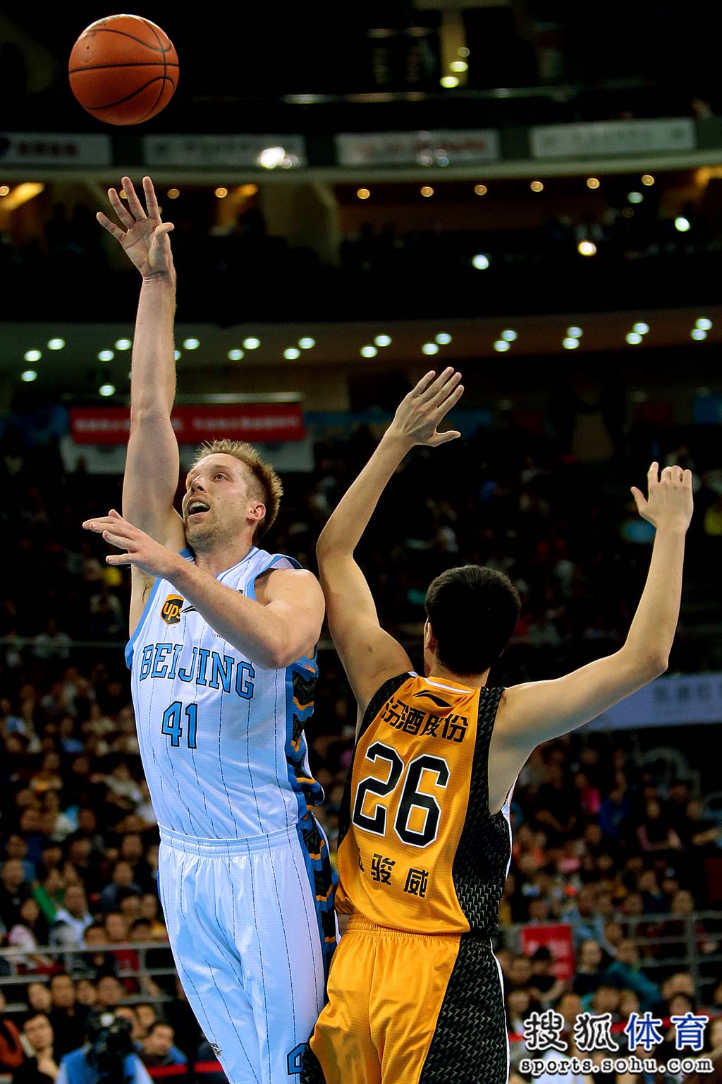 包含墨西哥男篮碾压西班牙男篮，汉密尔顿统治全场的词条