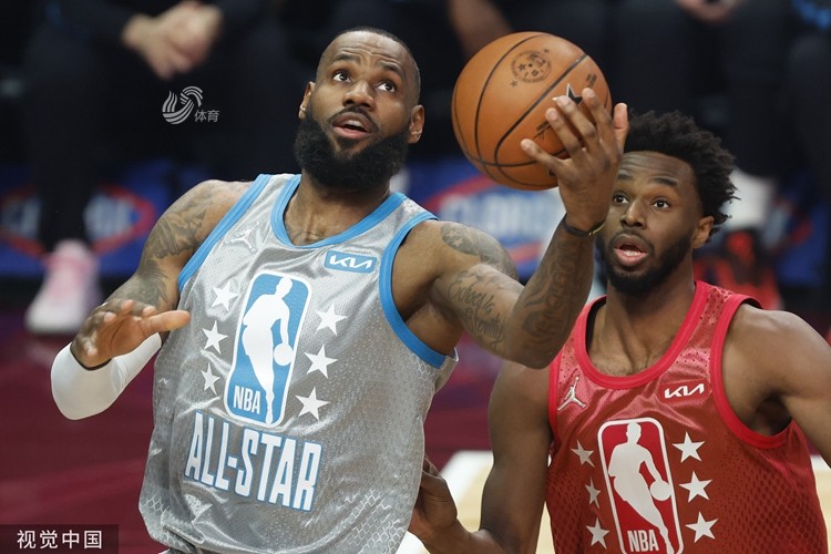 开云体育中国-江苏队绝杀天津队，詹姆斯带队取胜