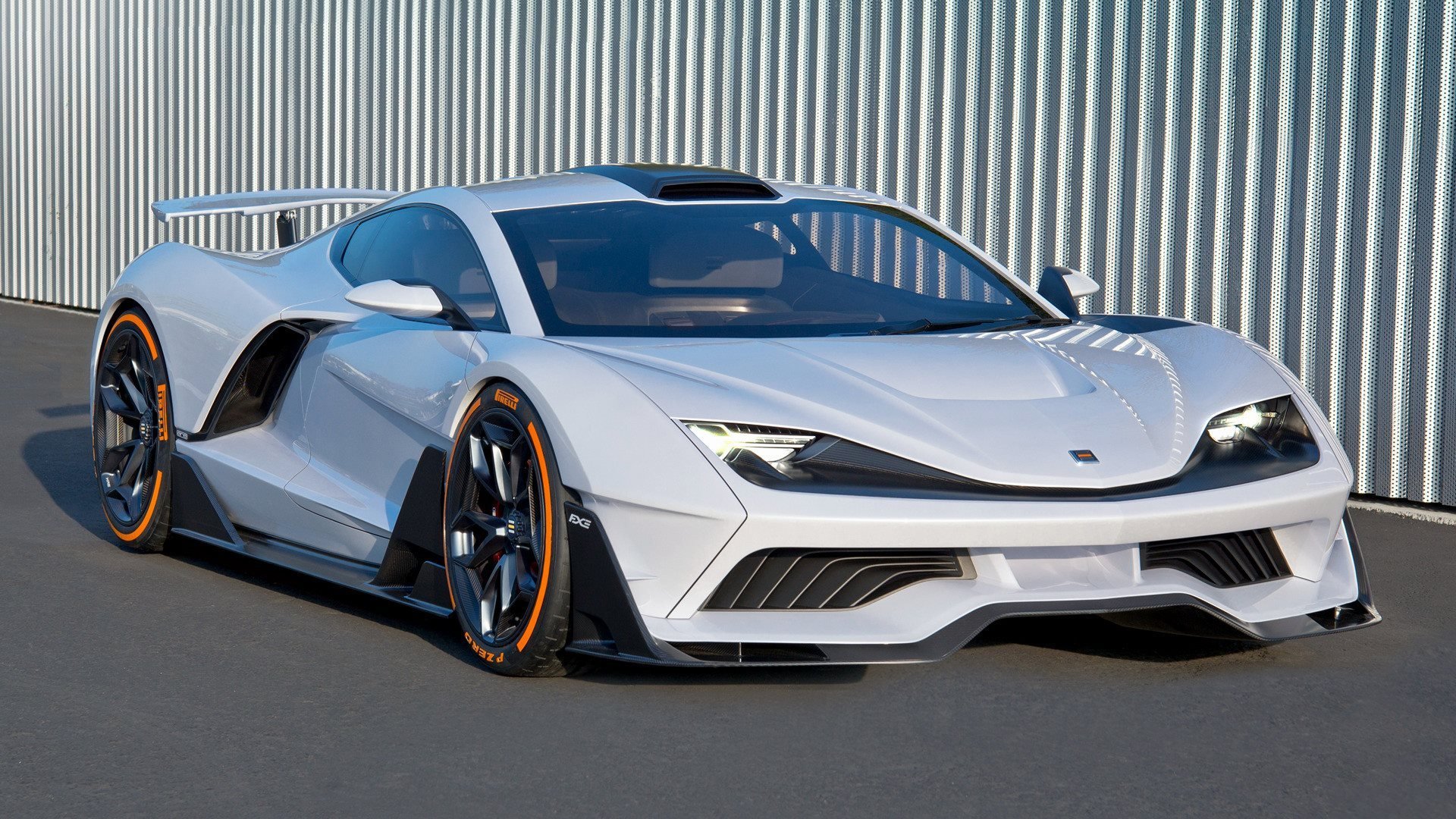 开云体育平台APP-绿色战车碾过凯旋门，当足球成为地缘政治的另类沙盘