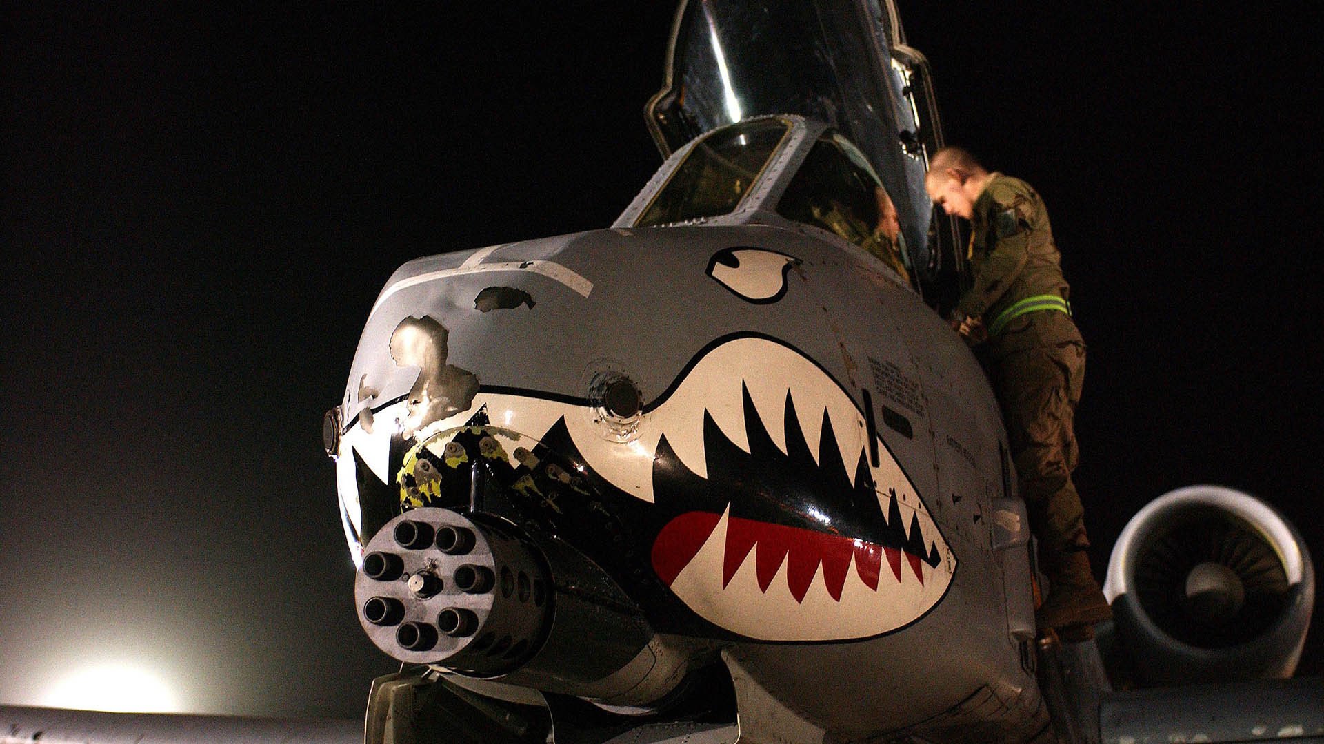 节奏大师与钢铁洪流，库里艺术篮球与雄鹿力量美学的双重奏