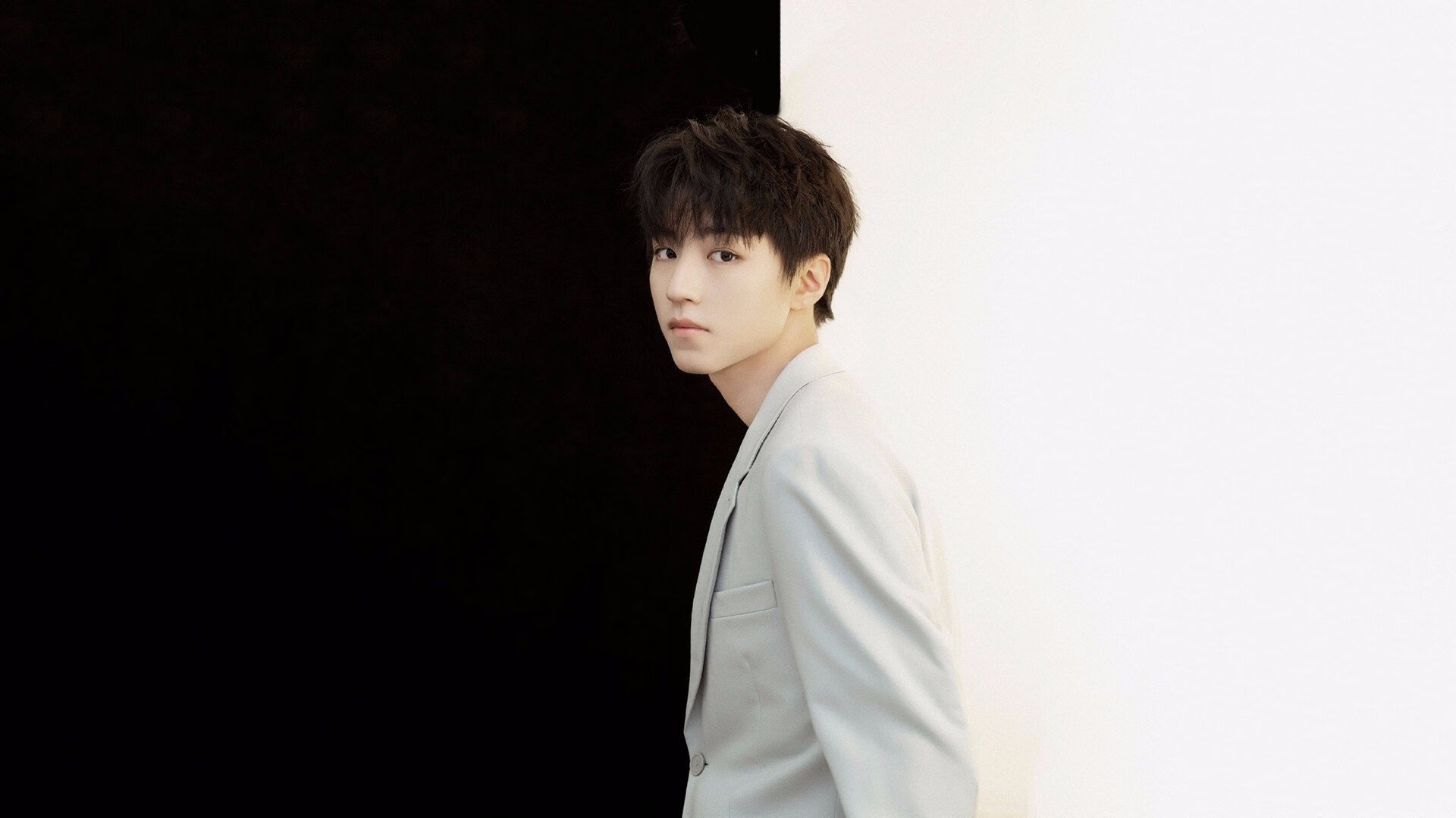 -乌克兰强势击溃瑞典，蒂亚戈主宰年度焦点之战