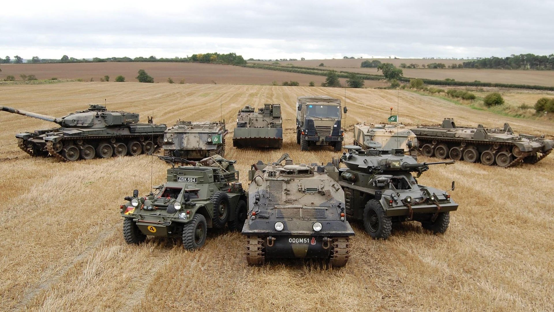 跨界对决日，CBA绝境突围与意甲王座之战